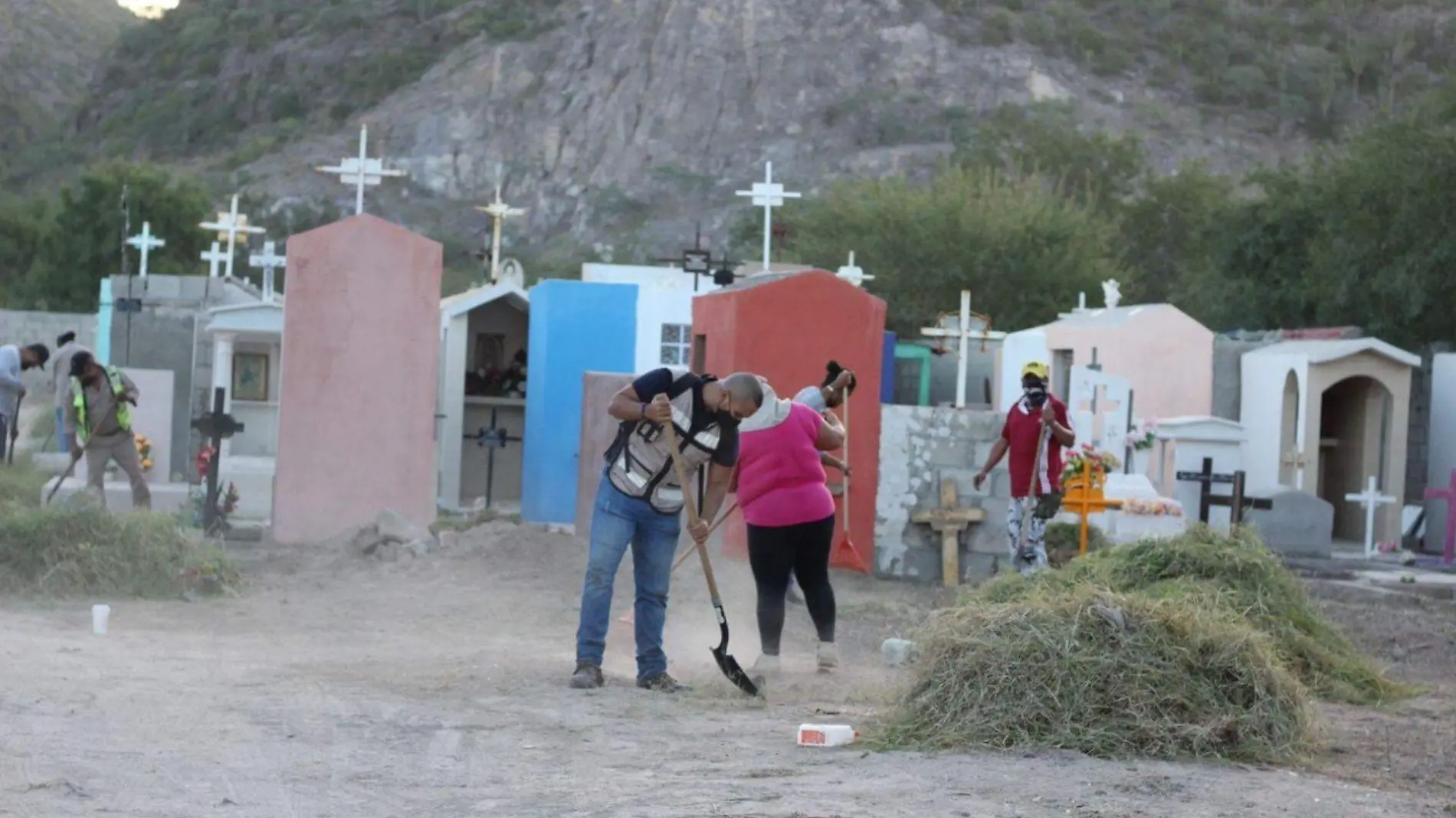 Panteones La Paz Día de Muertos